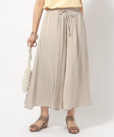 【無理せずキレイ】ロングシーズン活躍 サテンフレア ワイドスカーチョ