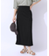 サイドラインがアクセントに カーゴナロースカート