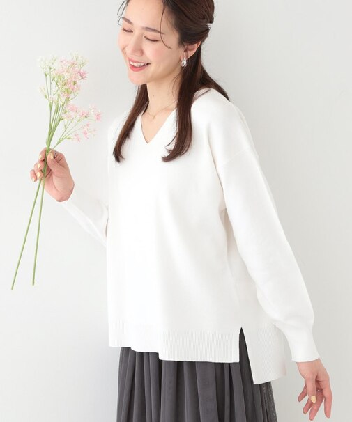 【洗える/S-LL】お顔周りすっきり 優しい肌触りのVネックニット