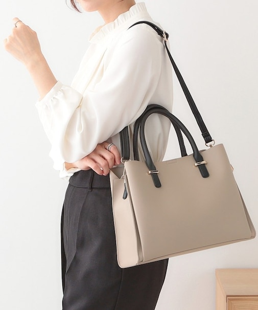 【2WAY/通勤/セレモニー】きれいめコーデに 3層トートバッグ
