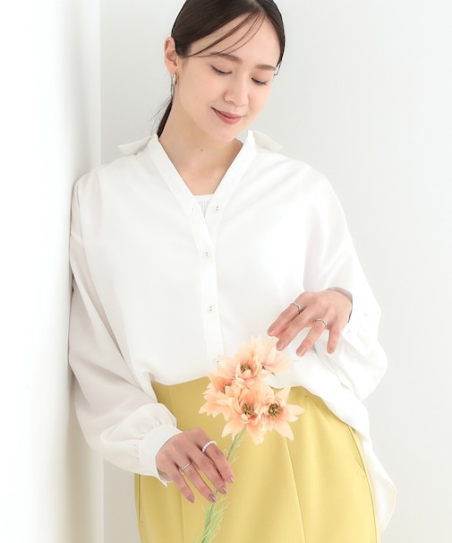 【S-LL】後ろ姿も抜かりなく バックレースアップシャツ