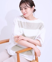 ふわりシルエットが新しい ワイドピッチボーダートップス