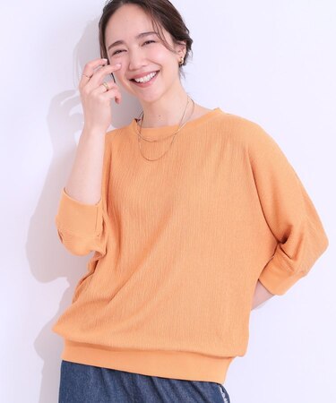 ゆるシルエットが心地よい リブドルマントップス