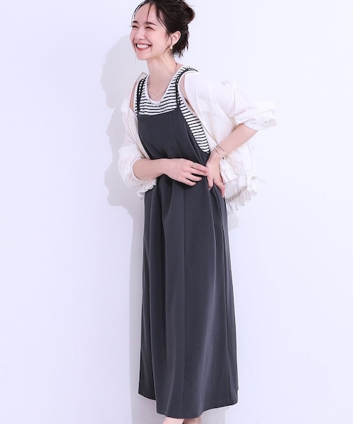 女性らしさ溢れる フレアキャミワンピース