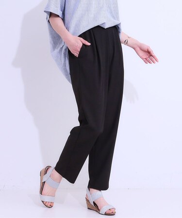 【SS-3L/ひんやり/吸水速乾/UV】軽量でさらりと穿ける テーパードパンツ