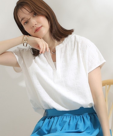 【S-LL】抜け感とすっきり見えを叶える 刺繍レース スキッパー襟トップス