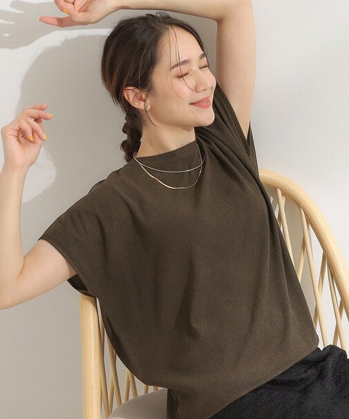 【S-LL】ブラウス見えする 軽やかな着心地の しぼしぼトップス