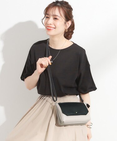 【軽量】ふわっと軽いフラップショルダーバッグ