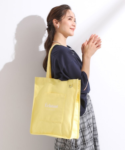 【ラッキーカラー/推し活にも】うちわも入るキャンバストートバッグ