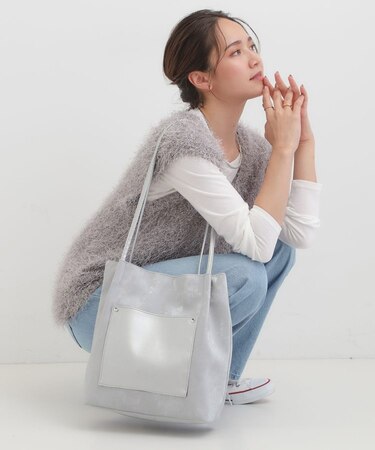 つまみハンドルトートバッグ