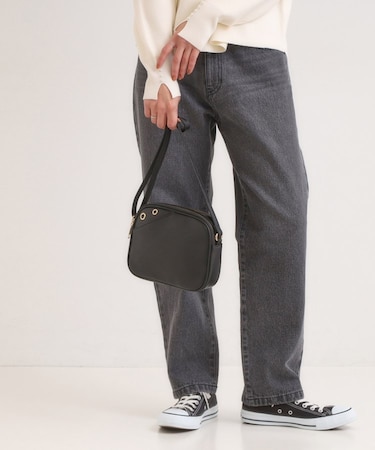 ハトメボックスショルダーバッグ