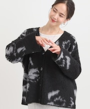 羽織るだけでスタイリングの主役に 起毛柄カーディガン