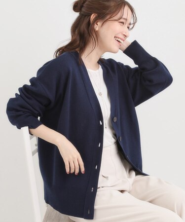 【洗える/毛玉レス】表面がきれいなVネックカーディガン