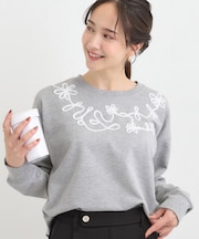 コード刺繍ミニ裏毛トップス