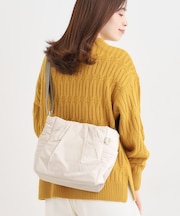 パフィショルダーバッグ