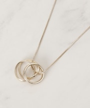 ラメエポリングネックレス