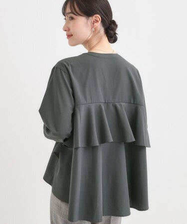 後ろフリルシャツ