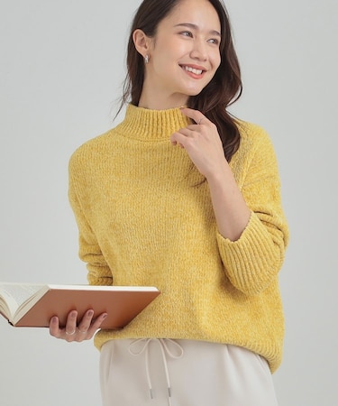 ラメベロアモールモックネックニット