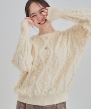 ゆるシルエットがこなれ見え フリンジニット