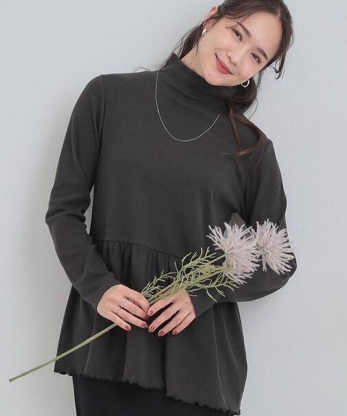 ペプラムリブトップス