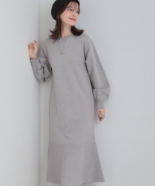 スタイルがすっきりに見える 裾マーメニットワンピース