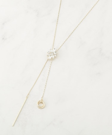 キラキラループタイネックレス