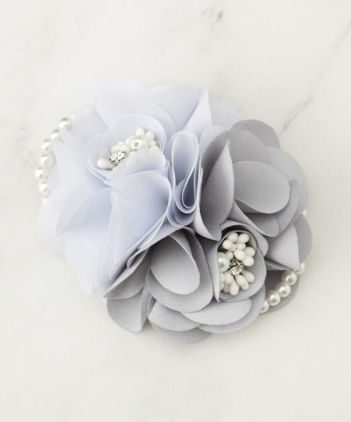 【セレモニー】上品に彩る ダブルフラワーコサージュ