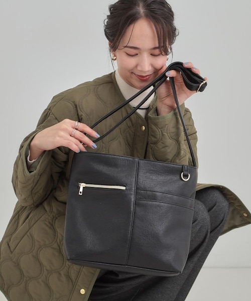 ショルダーバッグ　Mサイズ KUROSABI-黒さび染め- フラップ付きショルダーバッグ M | BAG