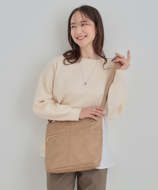 【8ポケット】フロント切り替えショルダーバッグ