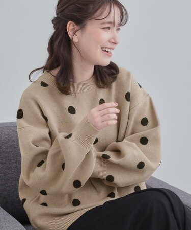 【S-LL/洗濯機可】体型カバーできる 大人のドット柄ニット