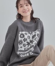 【体型カバー】ちくちくしにくい お花ロゴジャカードスウェットライクニット