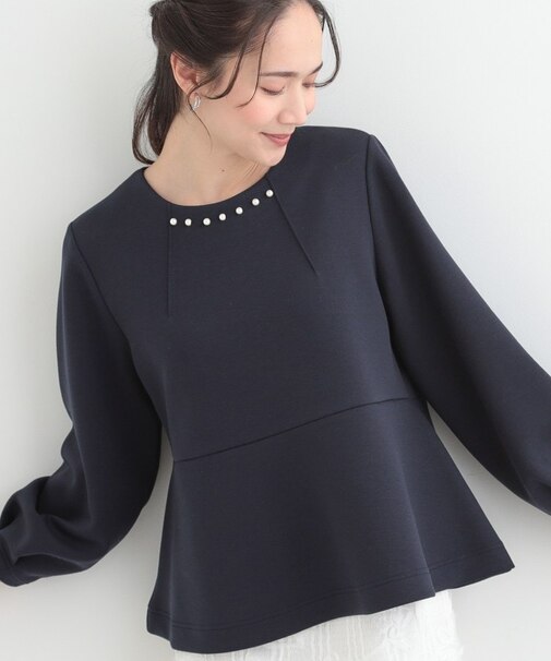【S-LL/なめらかタッチ】 フェイクパール付きペプラムトップス