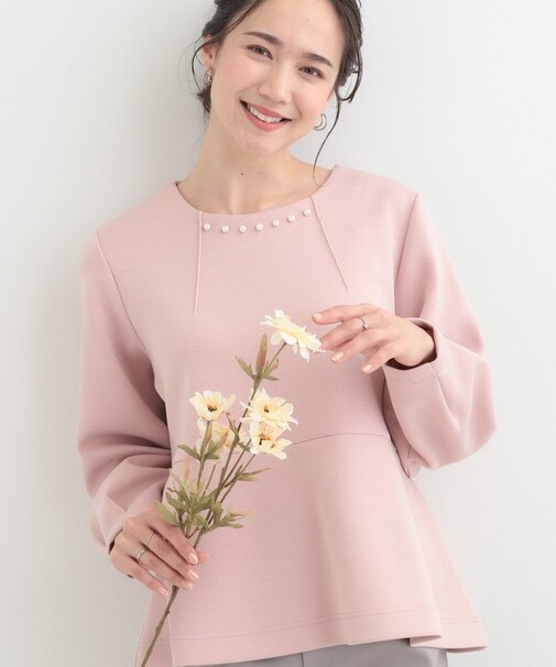 【セットアップ可/S-LL/なめらかタッチ】上品見え フェイクパール付きペプラムトップス