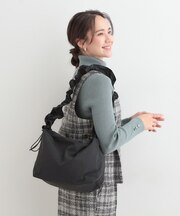 【撥水】ドロストギャザーショルダーバッグ