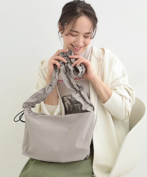 【撥水】ドロストギャザーショルダーバッグ