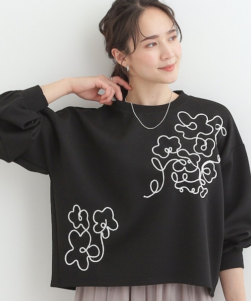 お花ロープ刺繍ダンボールトップス