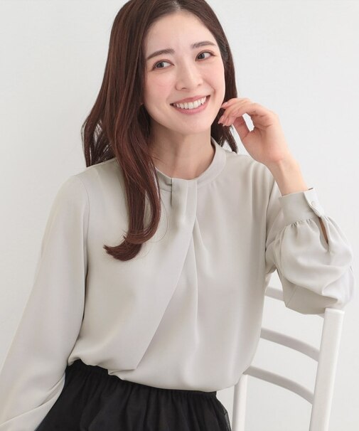 【洗濯機可/吸水速乾】ボウタイ風デザインブラウス