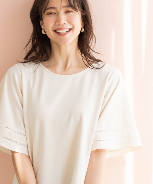 ハシゴレースフレアスリーブTシャツ