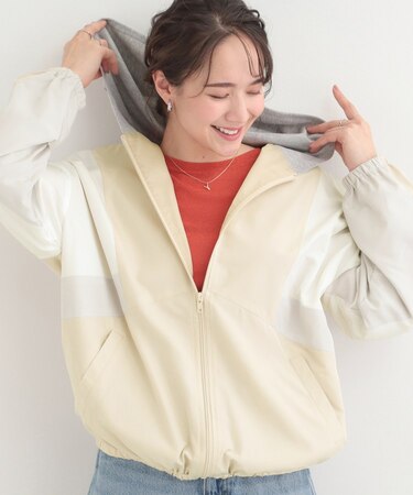 配色フードブルゾン