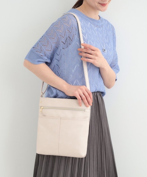 ボディフィット8ポケットショルダーバッグ