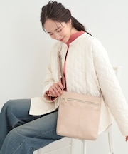 ボディフィット8ポケットショルダーバッグ