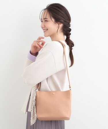 スカーフ付きショルダーバッグ