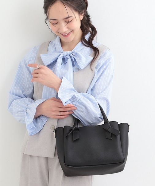 ハンドルリボンデザイントートバッグ