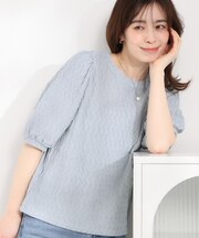 ◆ウェーブ柄ジャカード パフスリーブトップス