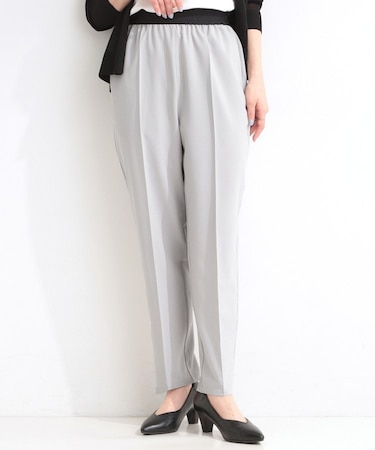 【ひんやり/UV/洗濯後しわになりにくい】楽なのにキレイ見え ウエストゴムテーパードパンツ