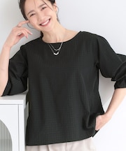 【セットアップ可/S-LL/洗濯機可】二の腕もカバーしてくれる　さらっとした着心地の6分袖サッカーブラウス