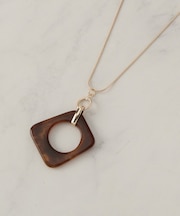 樹脂スクエアスネークネックレス