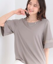 【洗濯機後しわになりにくい/ひんやり/S-LL】お袖のシアーで抜け感プラス 二の腕隠せるフレアスリーブトップス