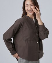 【洗濯後しわになりにくい/S-LL】キーネック金ボタンポケットシャツ