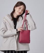 【軽量】ふわっと軽い3層ショルダーバッグ